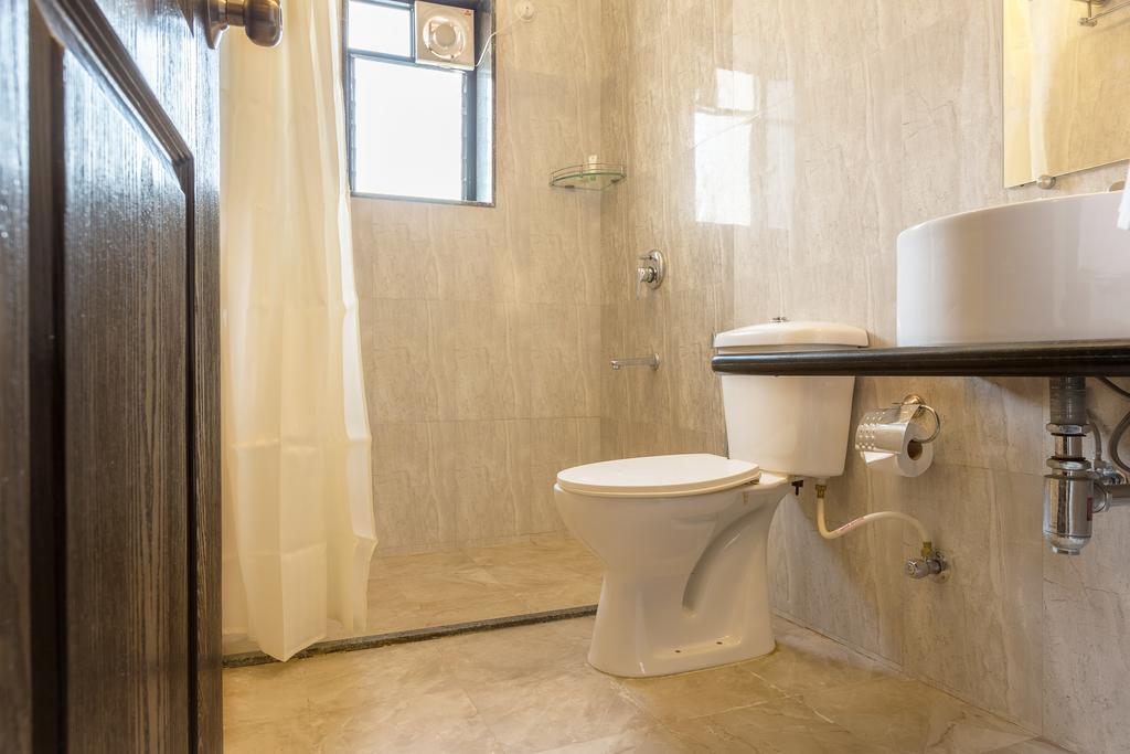 Treebo Trend Zeebo Suites Арпора Екстериор снимка