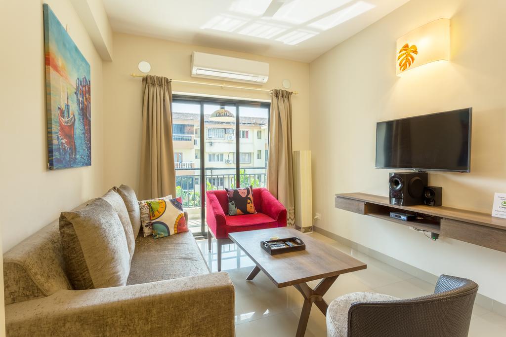 Treebo Trend Zeebo Suites Арпора Екстериор снимка