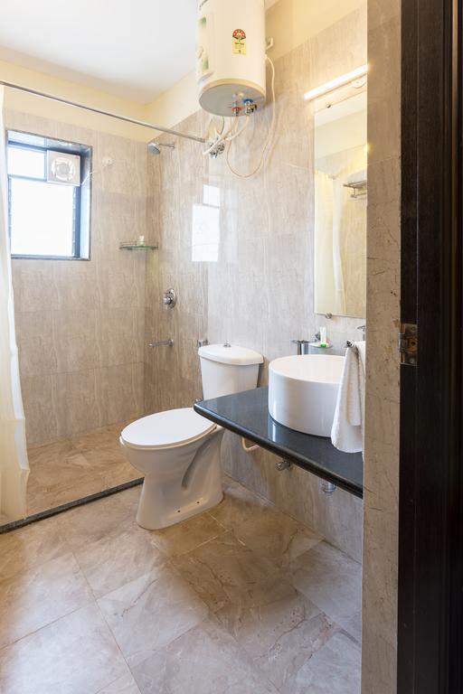 Treebo Trend Zeebo Suites Арпора Екстериор снимка